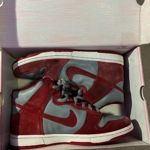 Nike Dunk High Pro SB UNLV Size 10 - Picture 2 of 4